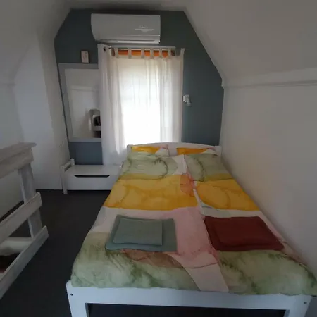 Sziklakert Vendeghaz, Дом отдыха